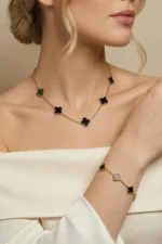 Clover Model Steel Necklace and Bracelet Jewelry Set - Black Design - Image 2