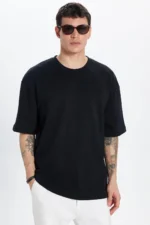 Unisex Black 100% Cotton Oversized Fit Crew Neck Basic T-Shirt - Image 2