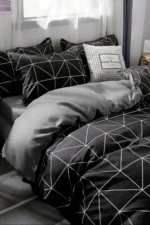 Double Duvet Cover Set in Black Geometric Print - Reversible Cotton-Blend 4-Piece Bedding with Fitted Sheet - Image 3
