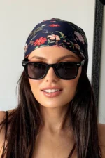 Unisex Black Sunglasses 54 mm Lens Size - Image 5