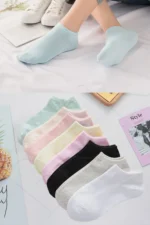 Women's 8-Pack Soft Colorful Sneaker Ankle Socks Set