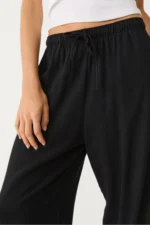 Women's Black Linen Blend Wide Leg Trousers - Image 3