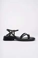 Women's Black Ring Detail Criss-Cross Toe Post Sandals - Image 5