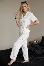 Women's Snow White Black Heart Print Short Sleeve Crinkle Pajama Set - Image 2